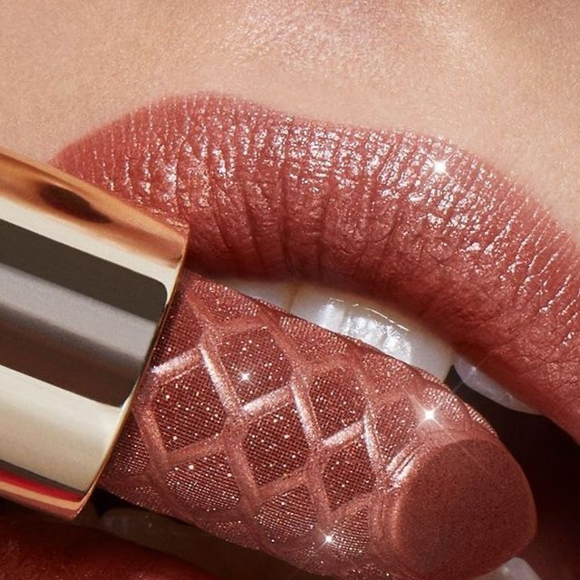پک آرایشی KIKO Milano Holiday Première شامل پرایمر، سایه چشم و رژلب رنگ 01