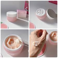 کرم نیاسین و هلو ۷۷٪ آنوا | روشنکننده و آبرسان پوست | Saracosmetics